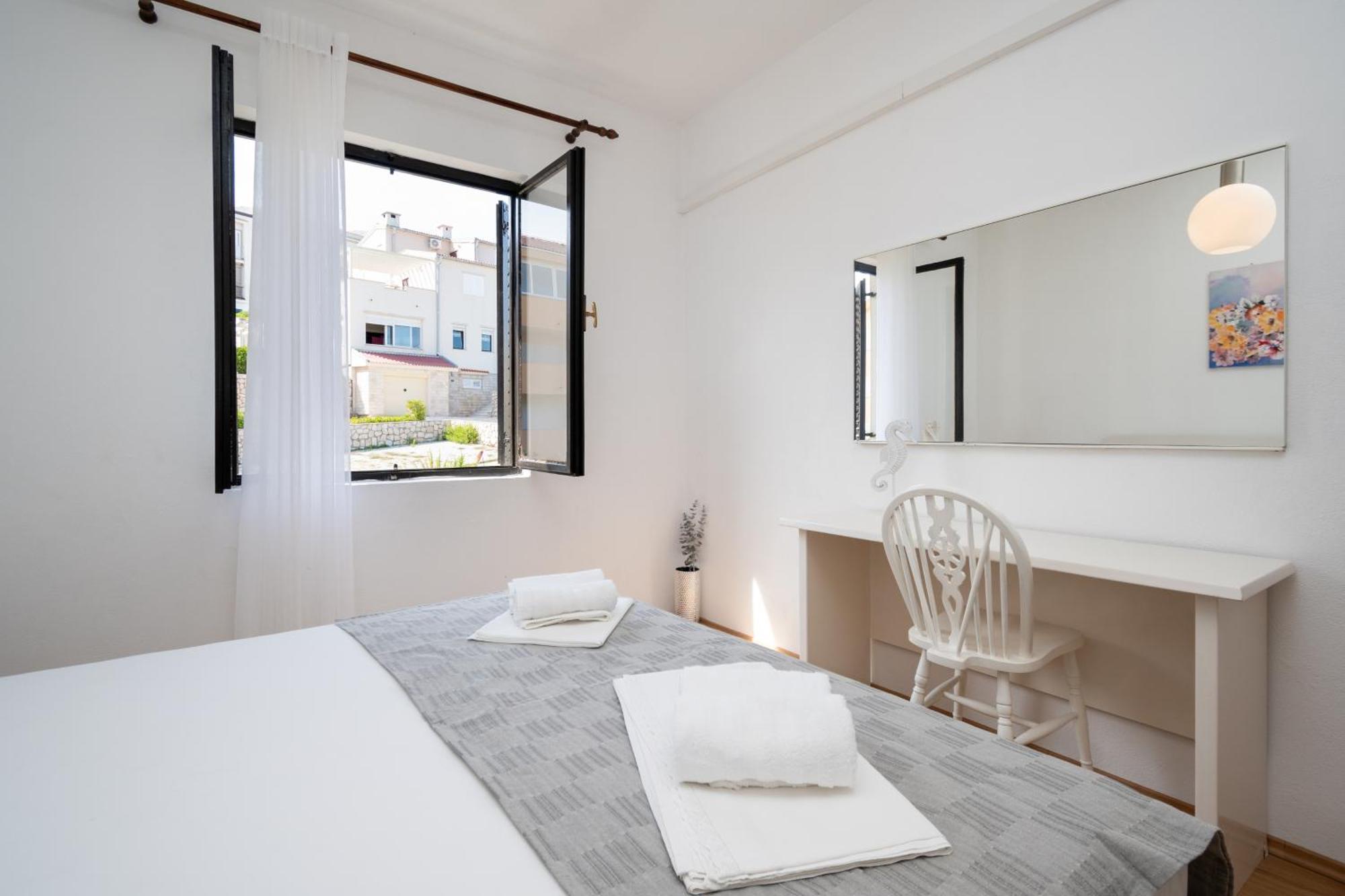 Apartments With A Parking Space Pag - 15765 Pag Town Oda fotoğraf