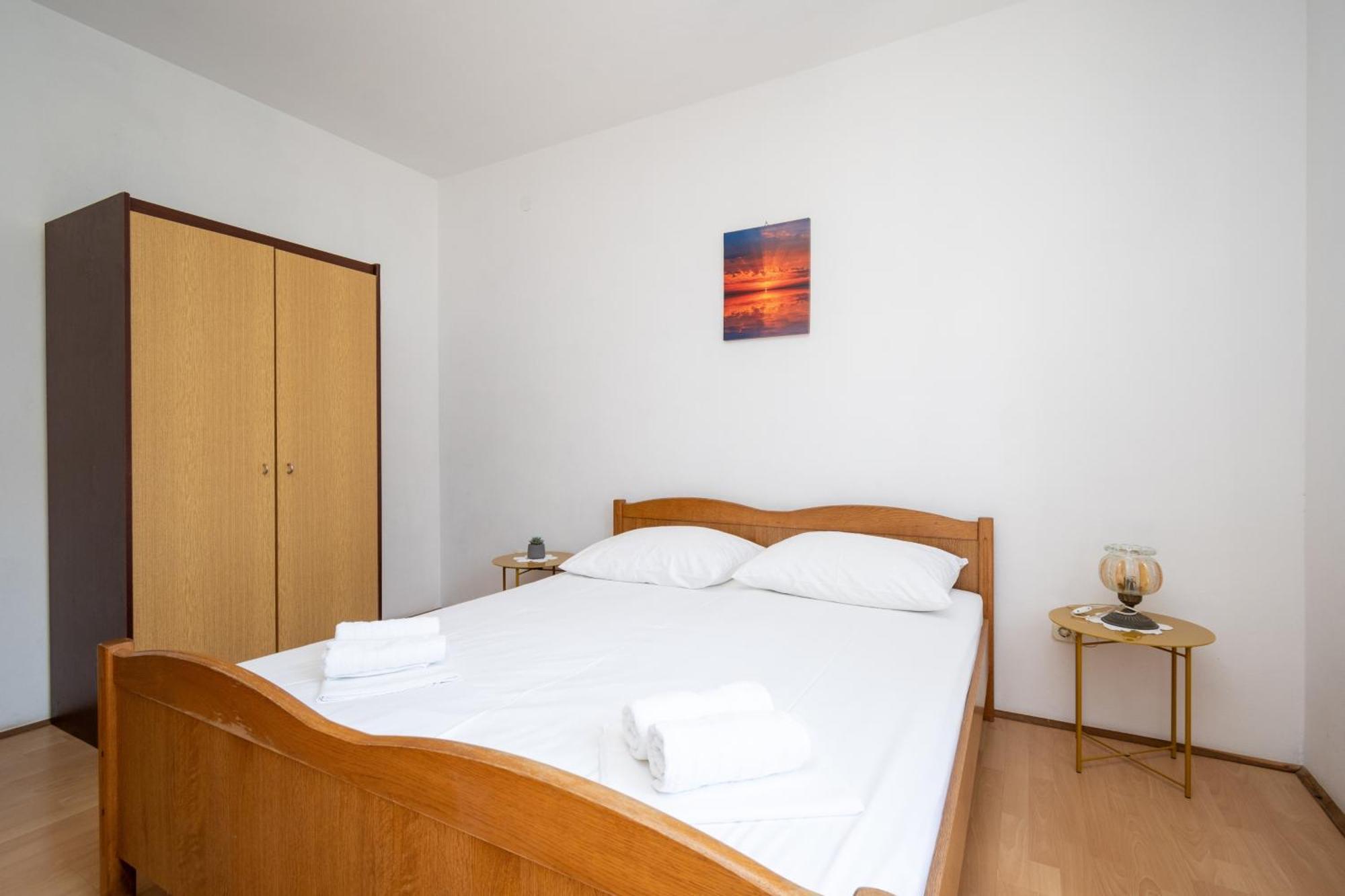 Apartments With A Parking Space Pag - 15765 Pag Town Oda fotoğraf