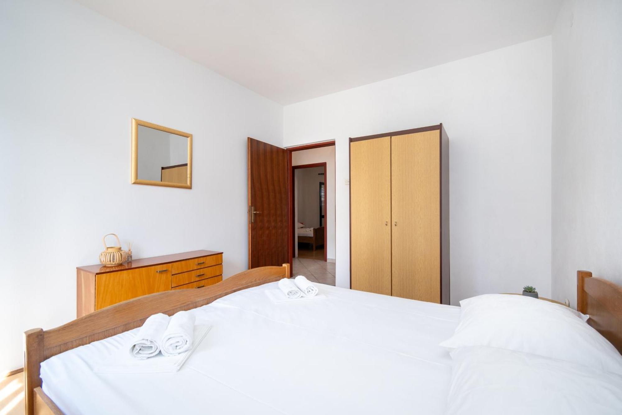 Apartments With A Parking Space Pag - 15765 Pag Town Oda fotoğraf