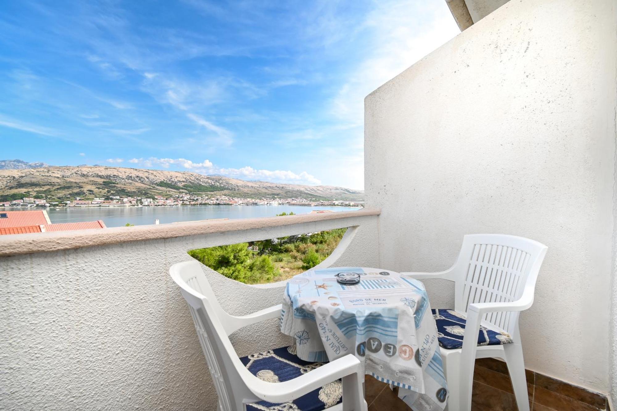 Apartments With A Parking Space Pag - 15765 Pag Town Dış mekan fotoğraf